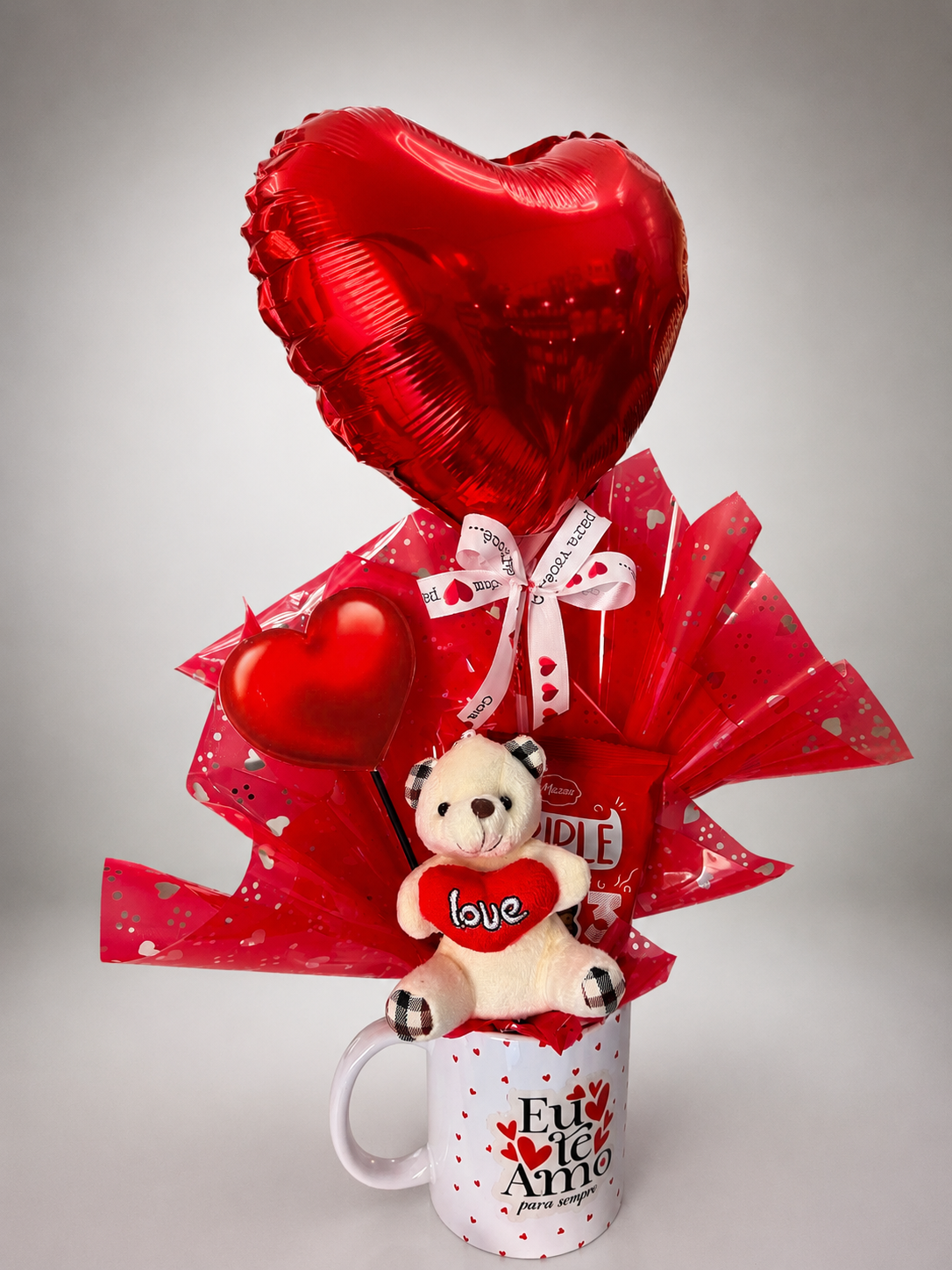 Buquê Caneca Eu Te Amo com Urso e Balão Coração